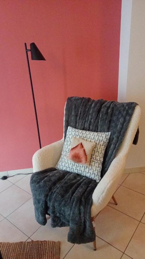 Vincent - Central 2 Bedroom Apartment 79Sqm تريبوليس المظهر الخارجي الصورة